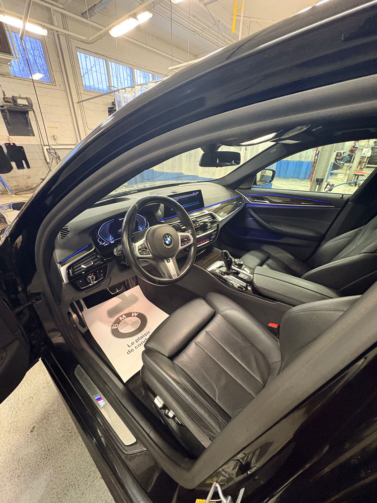 BMW 530E