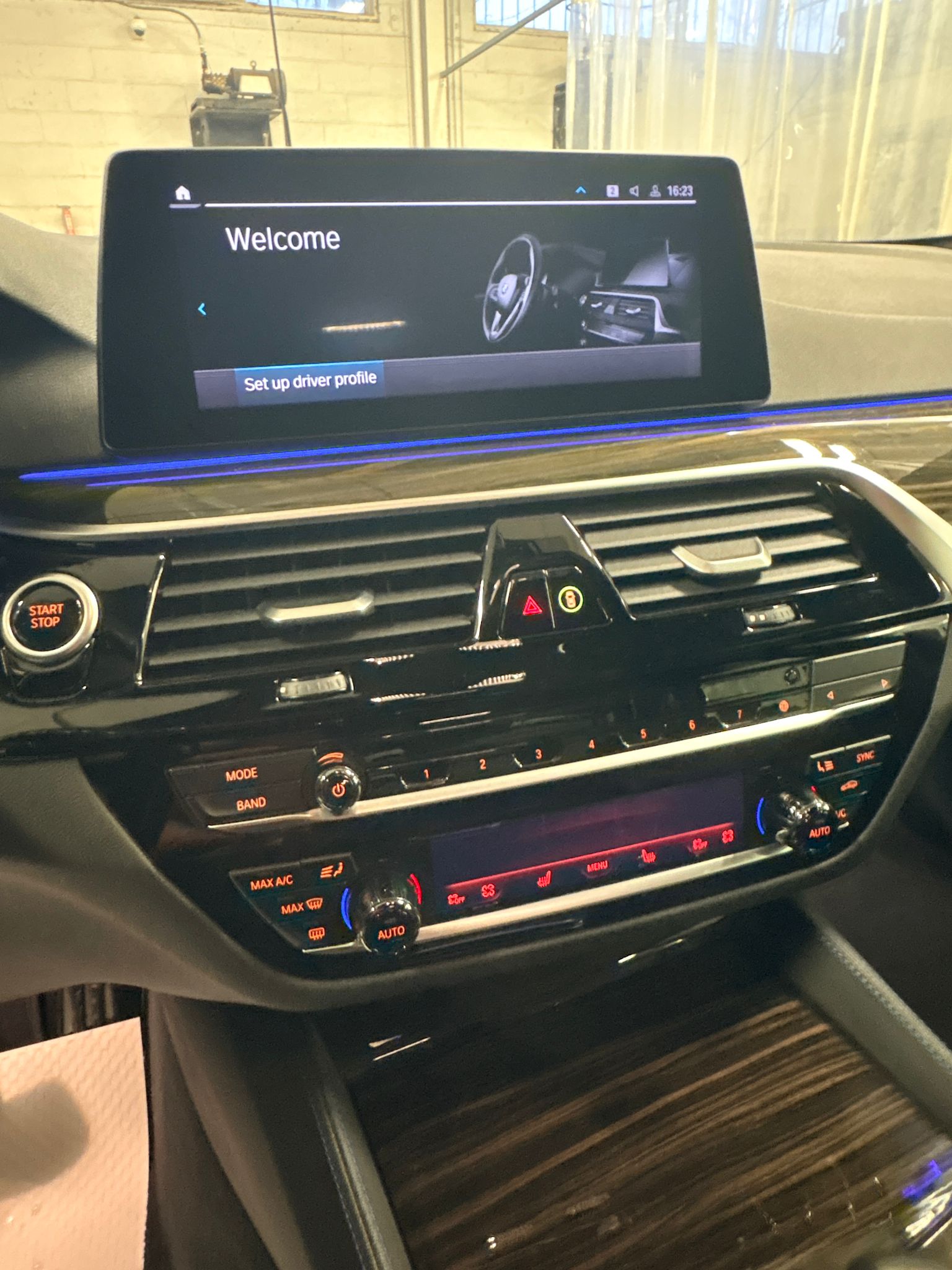 BMW 530E
