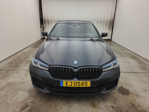 BMW 545E