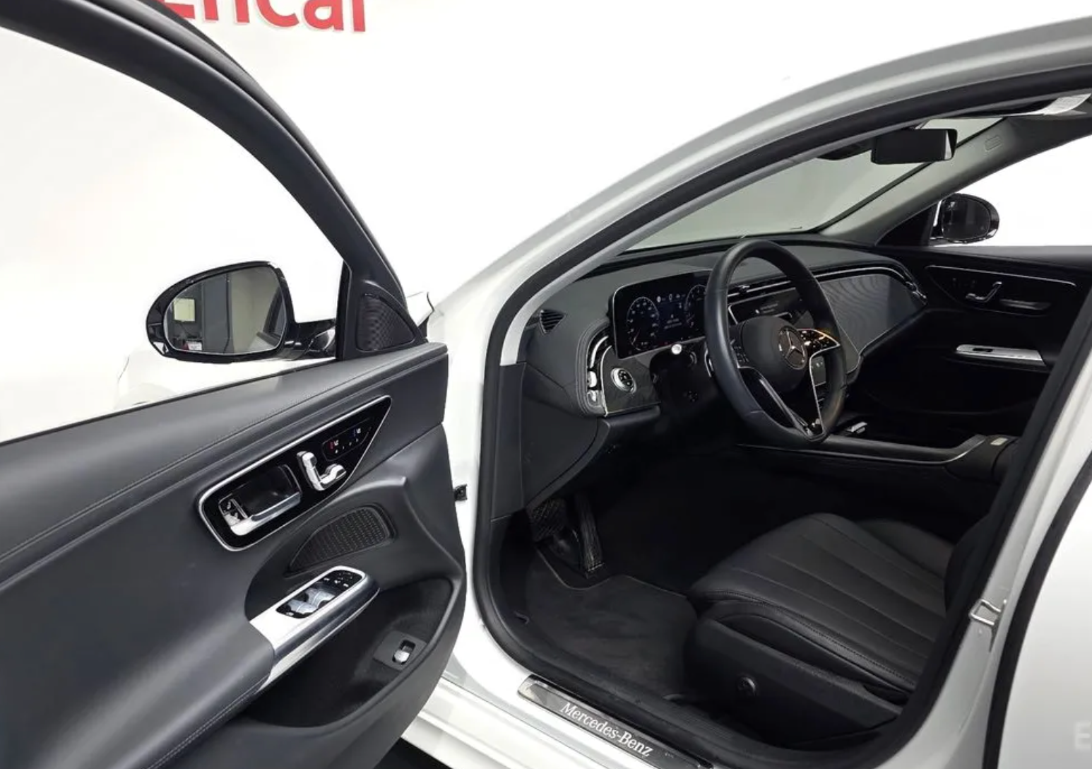 Mercedes E-Class W214