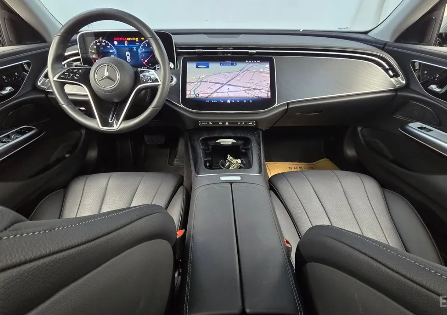 Mercedes E-Class W214