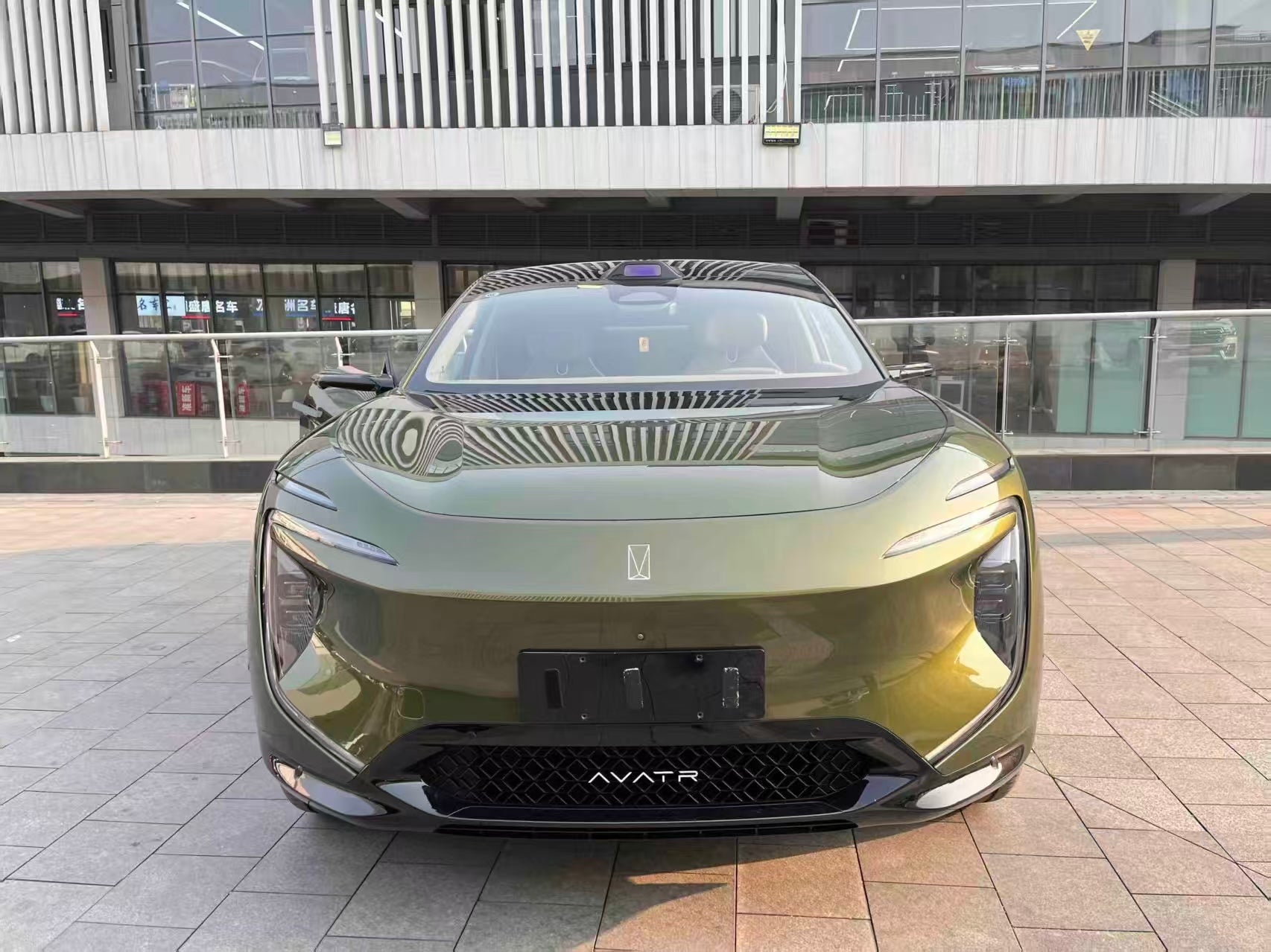 Avatr 07