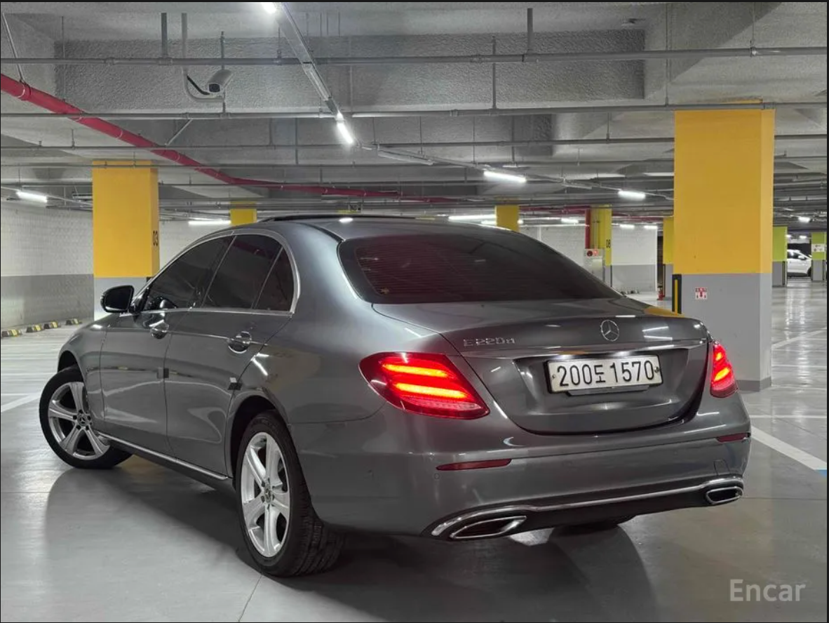 Mercedes E220