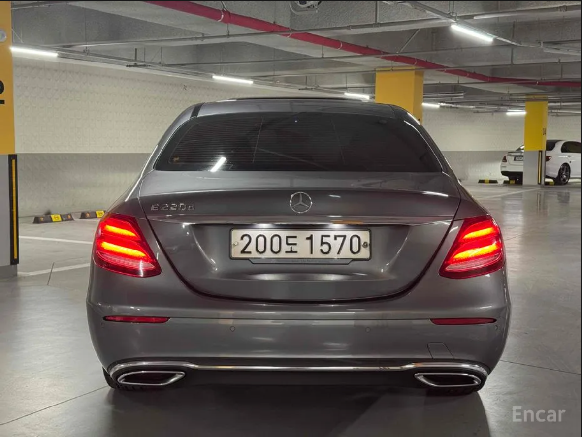 Mercedes E220