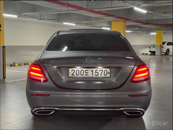Mercedes E220
