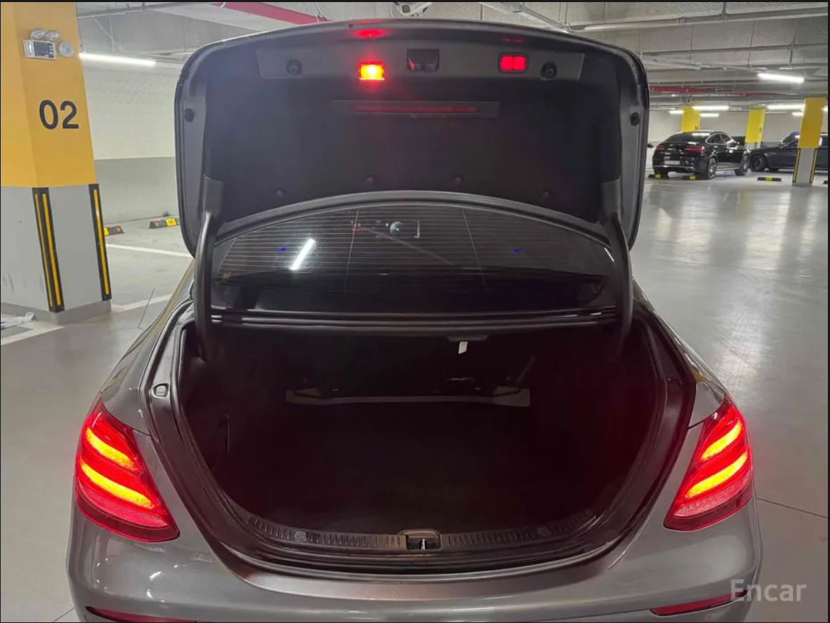 Mercedes E220