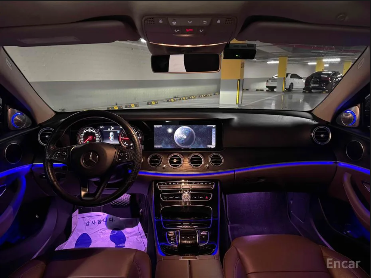 Mercedes E220
