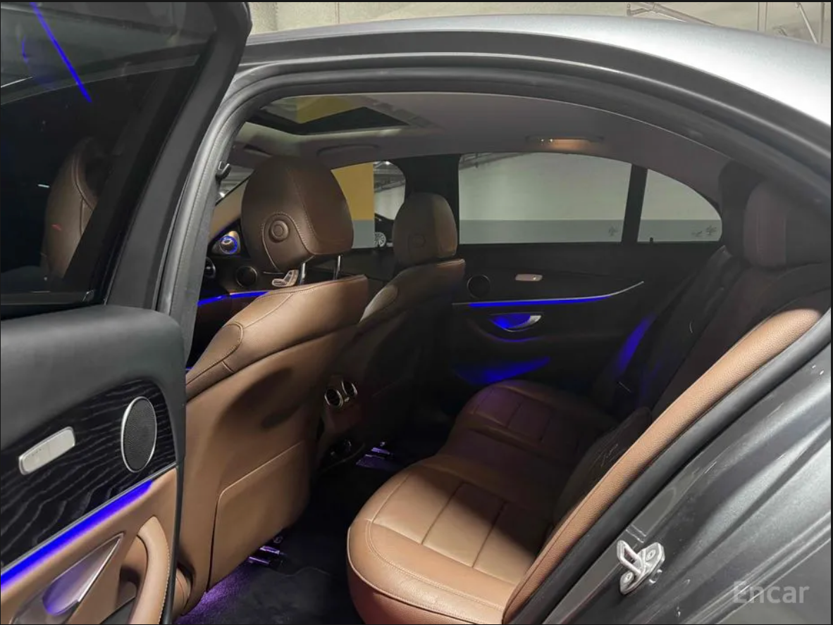 Mercedes E220