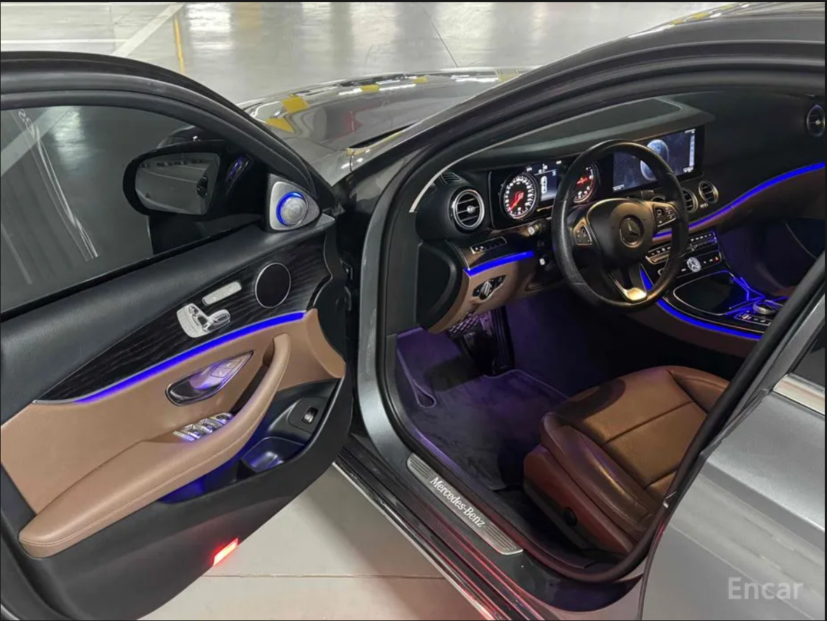 Mercedes E220