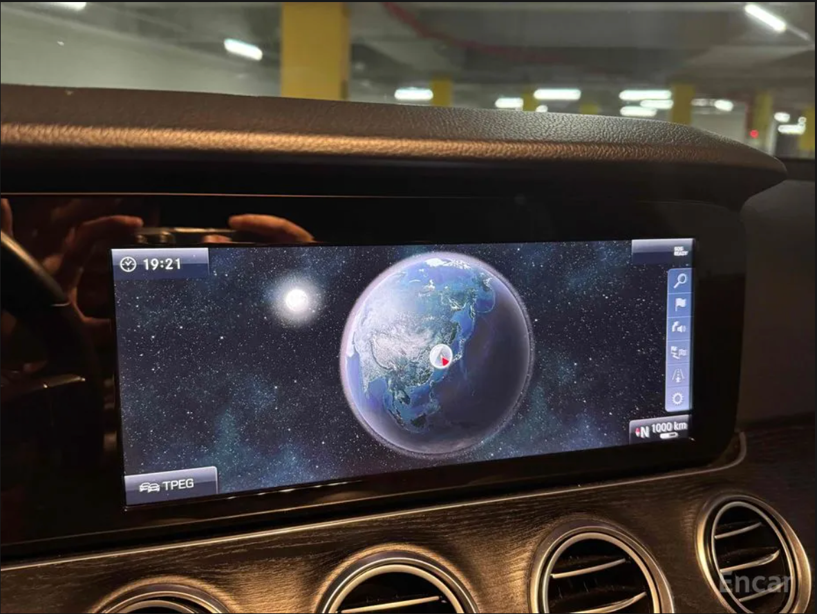 Mercedes E220