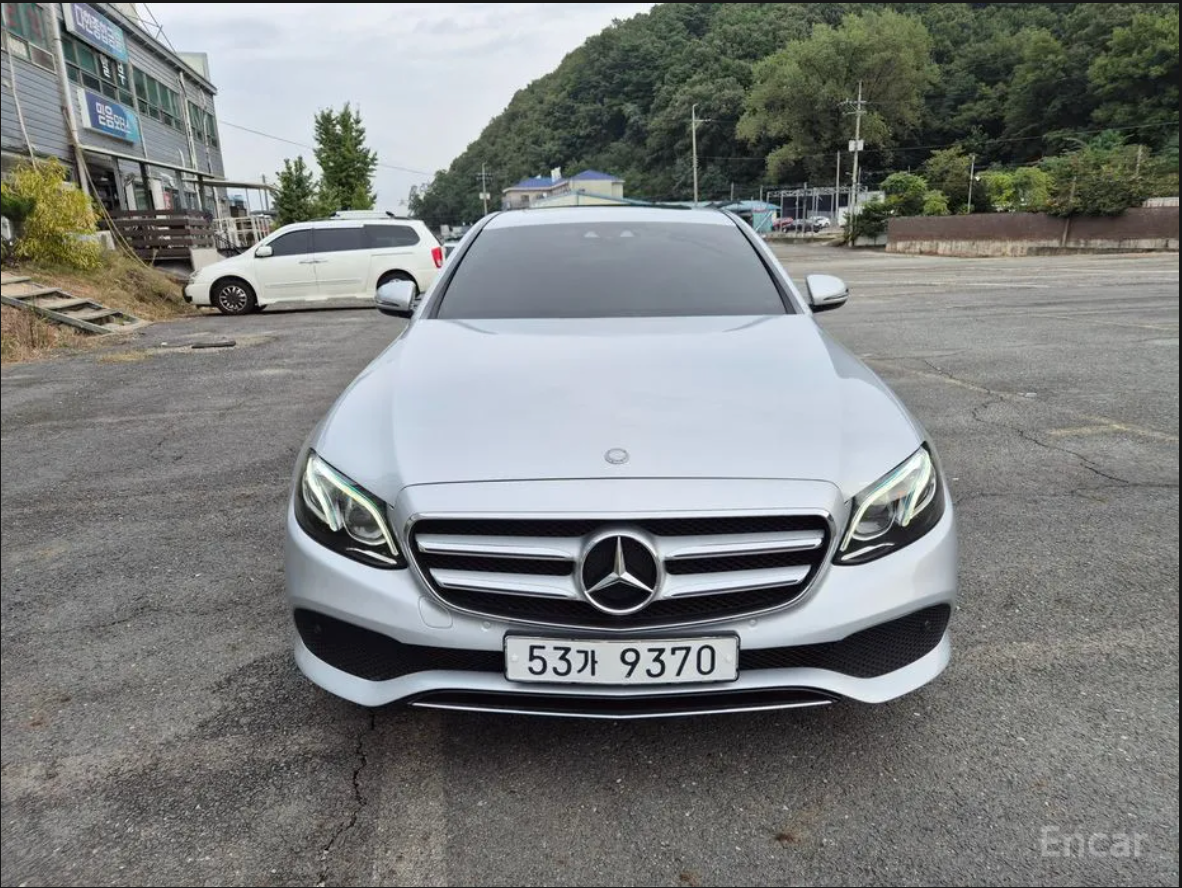 Mercedes E220