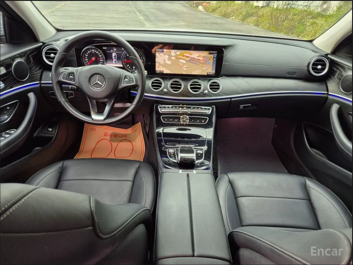 Mercedes E220