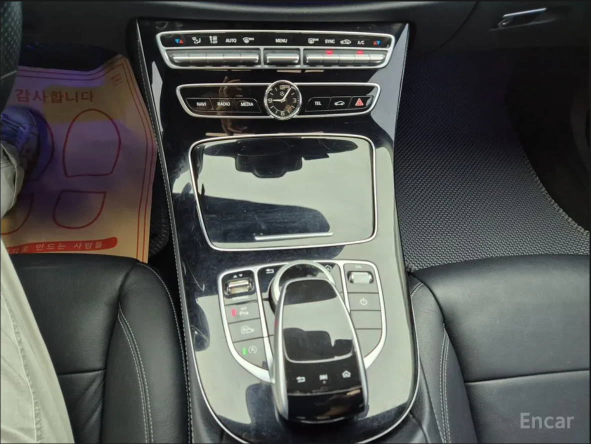 Mercedes E220