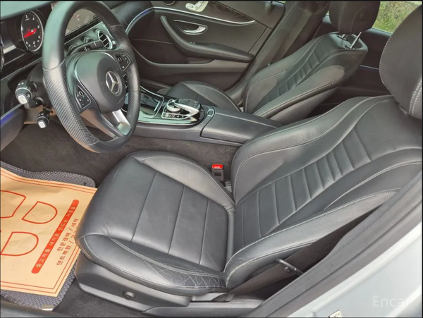 Mercedes E220