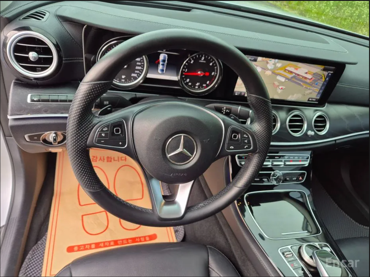 Mercedes E220