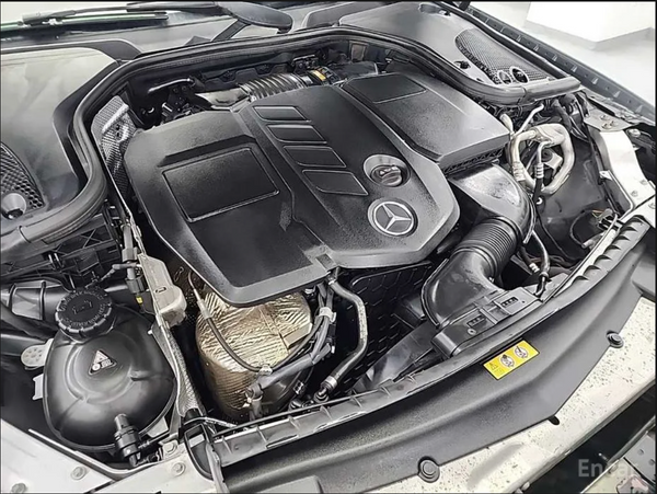 Mercedes E220