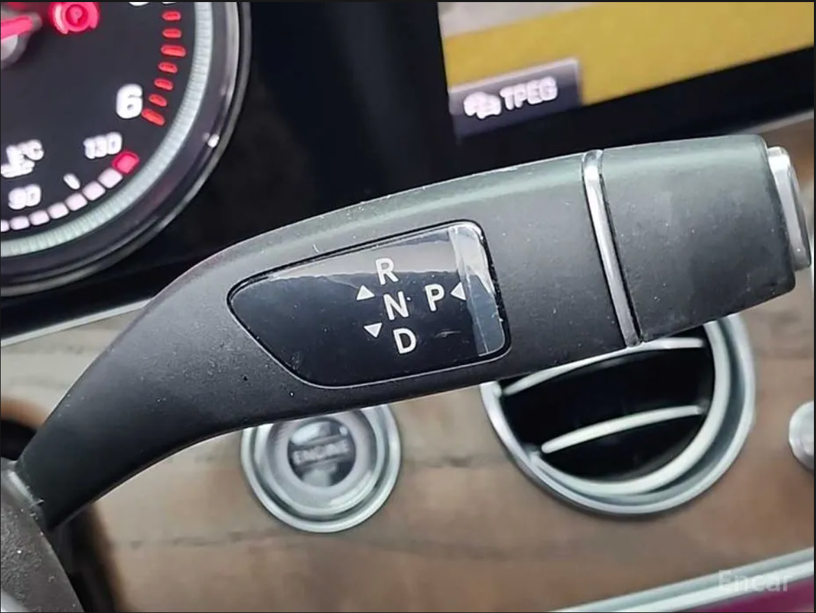 Mercedes E220