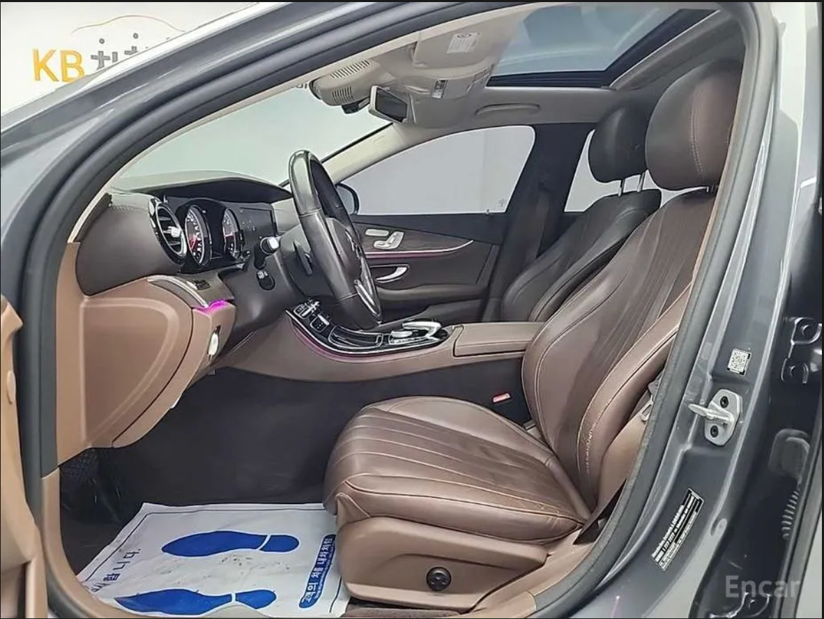 Mercedes E220