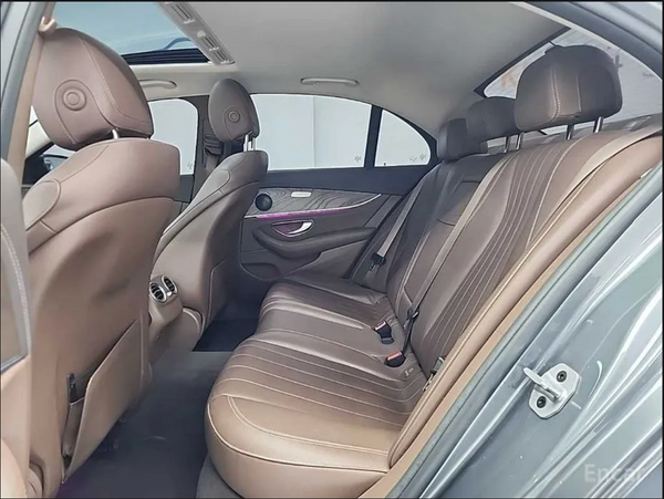 Mercedes E220