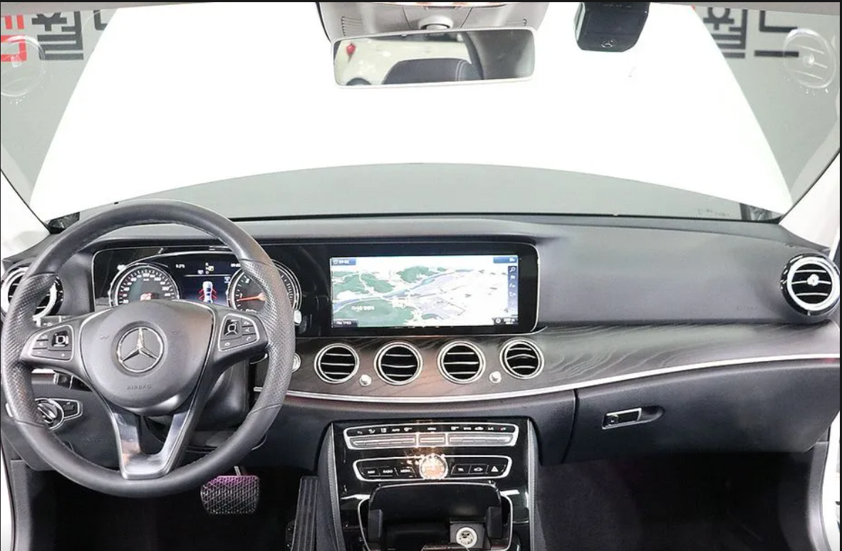 Mercedes E220d