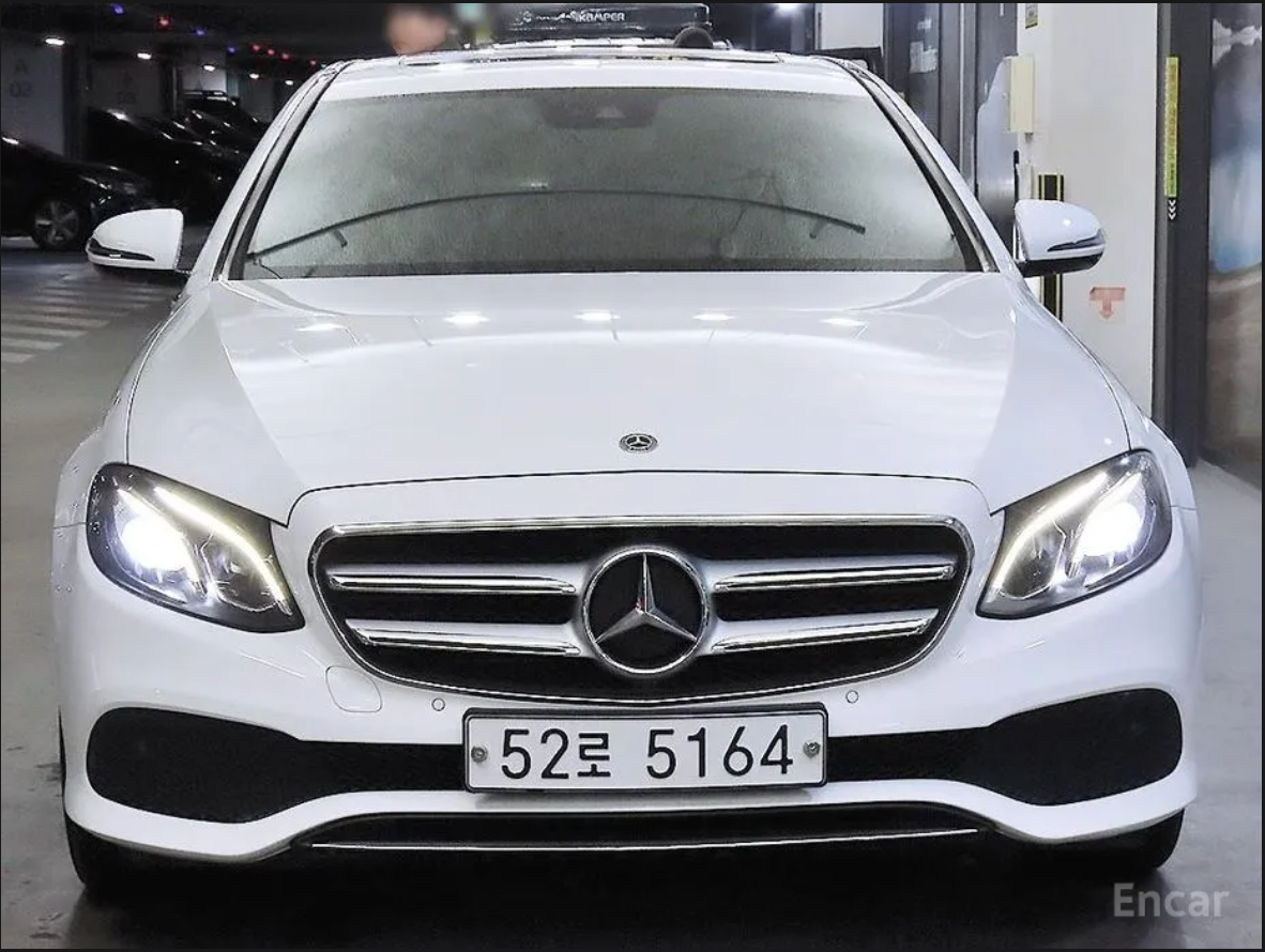 Mercedes E200