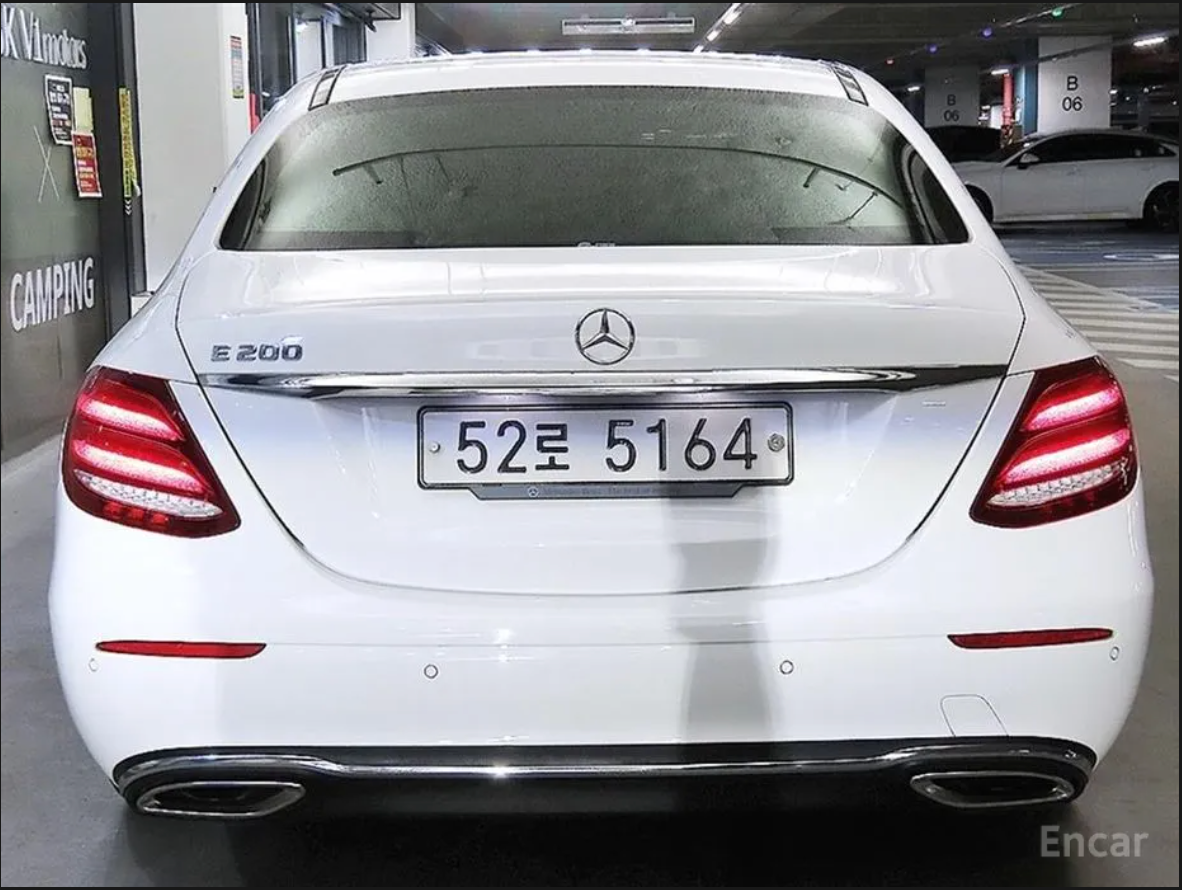Mercedes E200