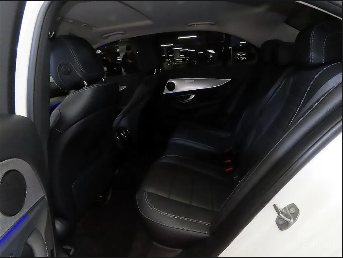 Mercedes E200