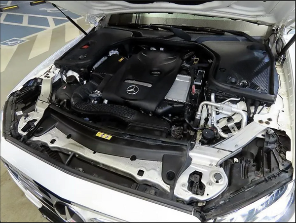 Mercedes E200