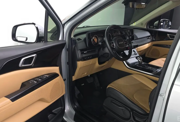 KIA Carnival 2021