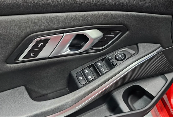 BMW 320i 2019