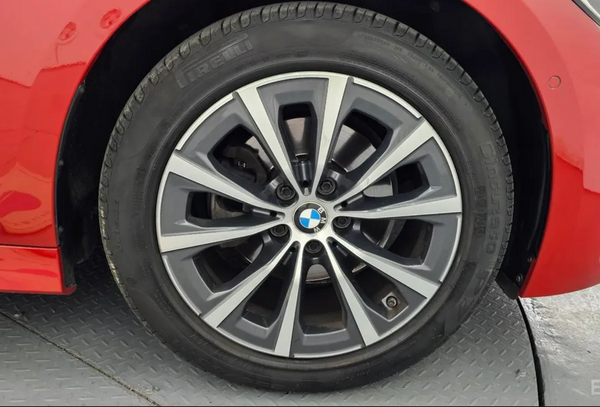 BMW 320i 2019