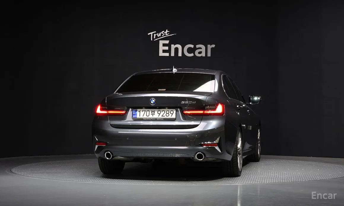 BMW G20 320i 2019