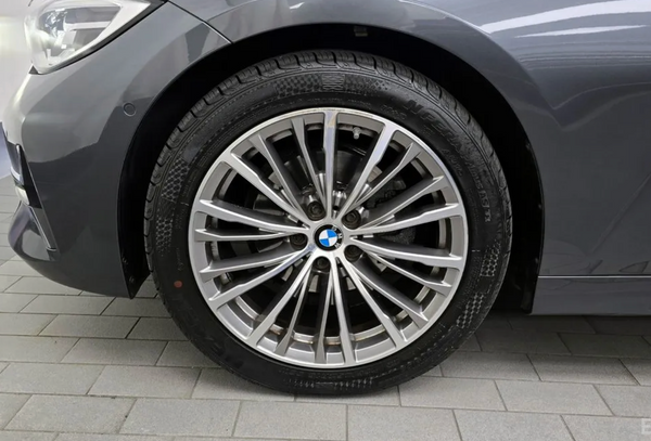 BMW G20 320i 2019