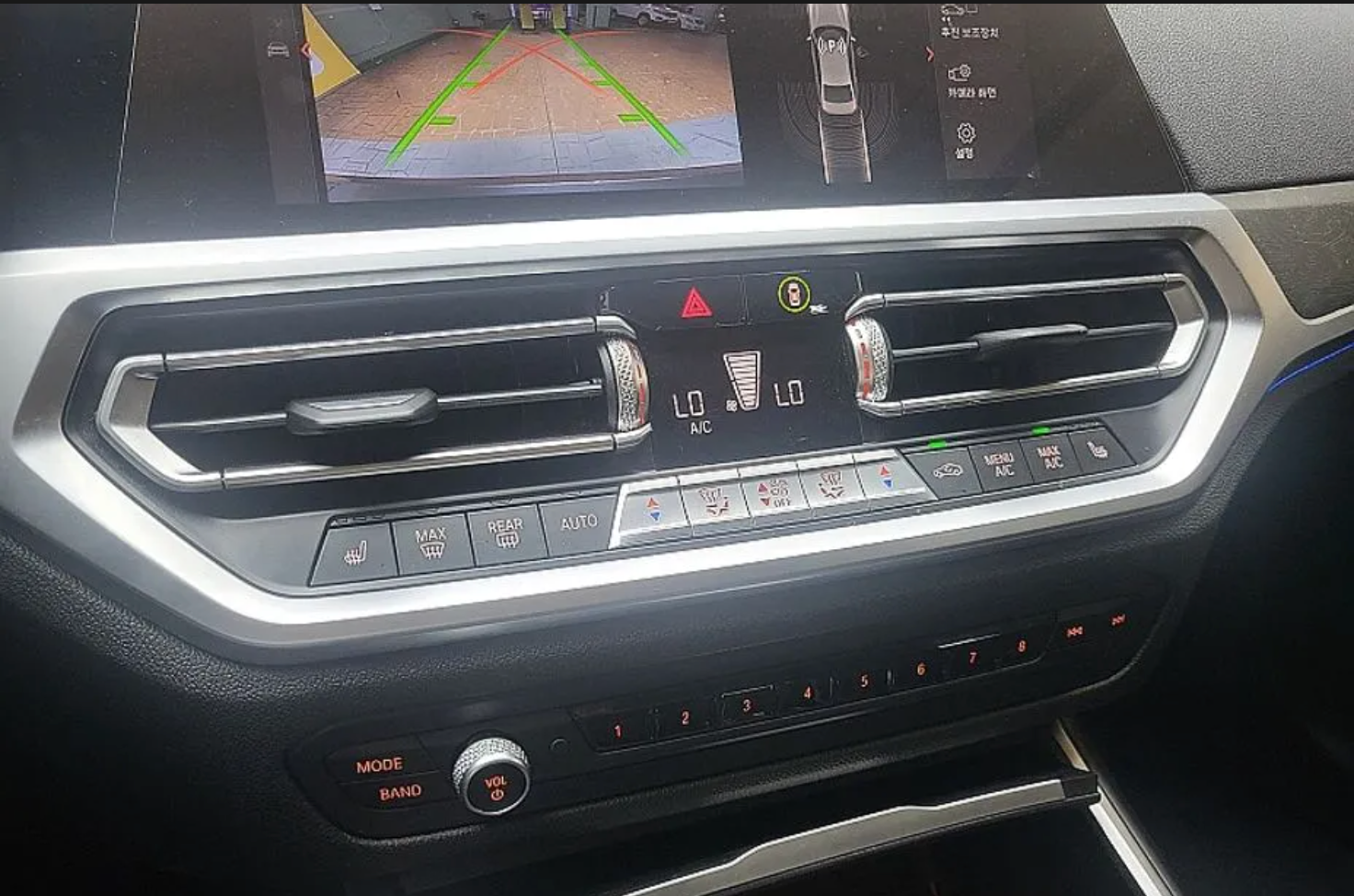 BMW G30 320i 2019