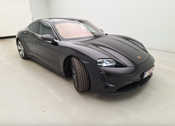 Porsche Taycan 4S