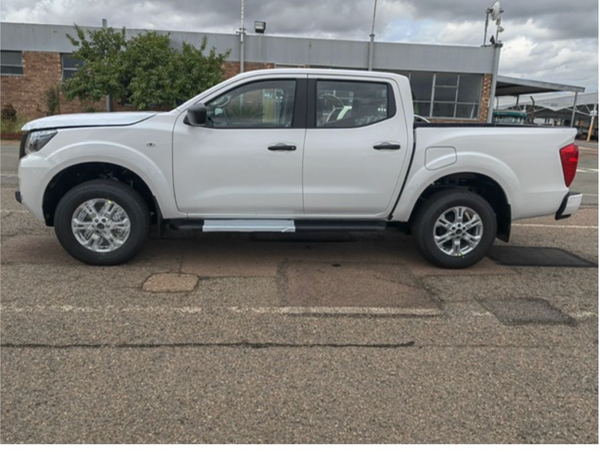 2025 Nissan Navara Double Cab SE Plus Widebody 4×4 2.5L Diesel