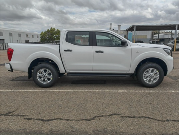 2025 Nissan Navara Double Cab SE Plus Widebody 4×4 2.5L Diesel