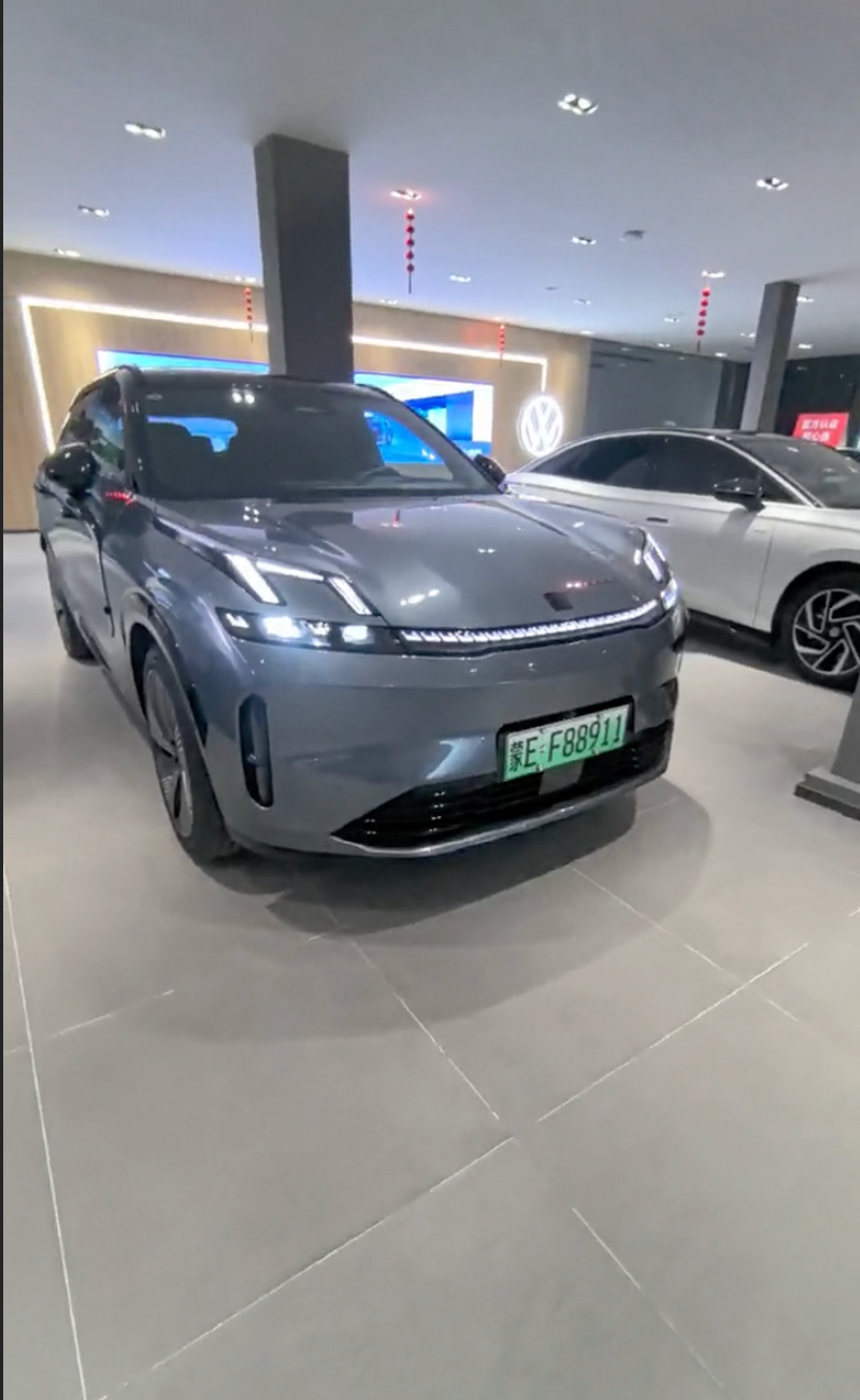 Lynk & Co 08