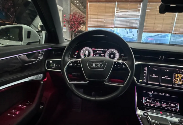 Audi A6