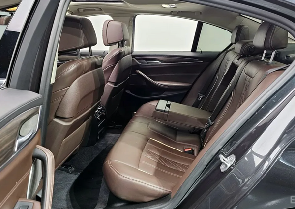 BMW 530e