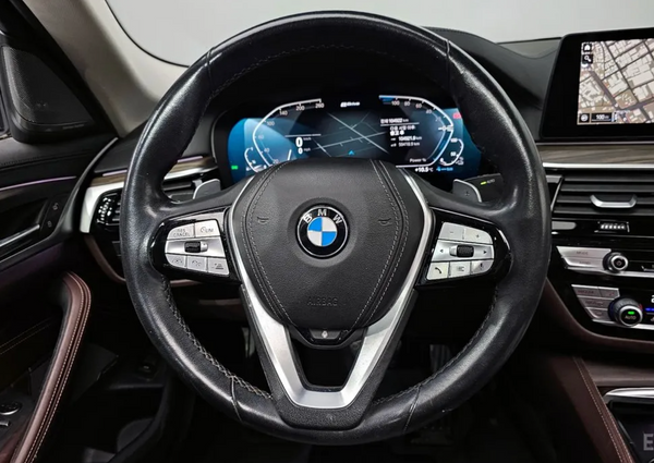BMW 530e