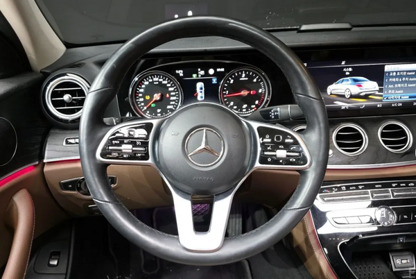 Mercedes E220d