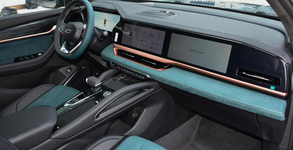 Geely Mojnar