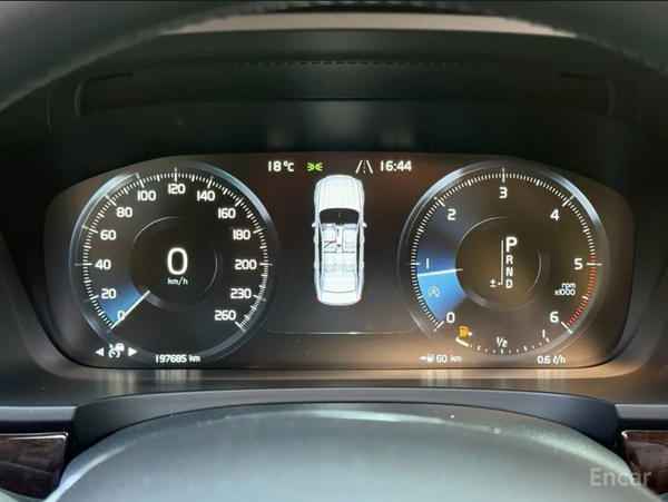 Volvo S90