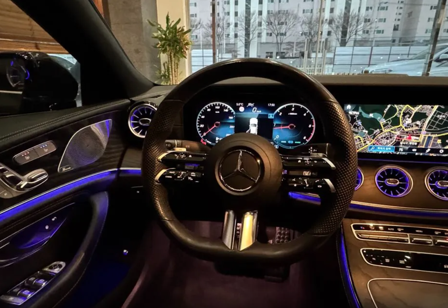 Mercedes-Benz CLS