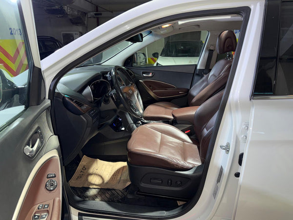 Hyundai Grand Santa Fe