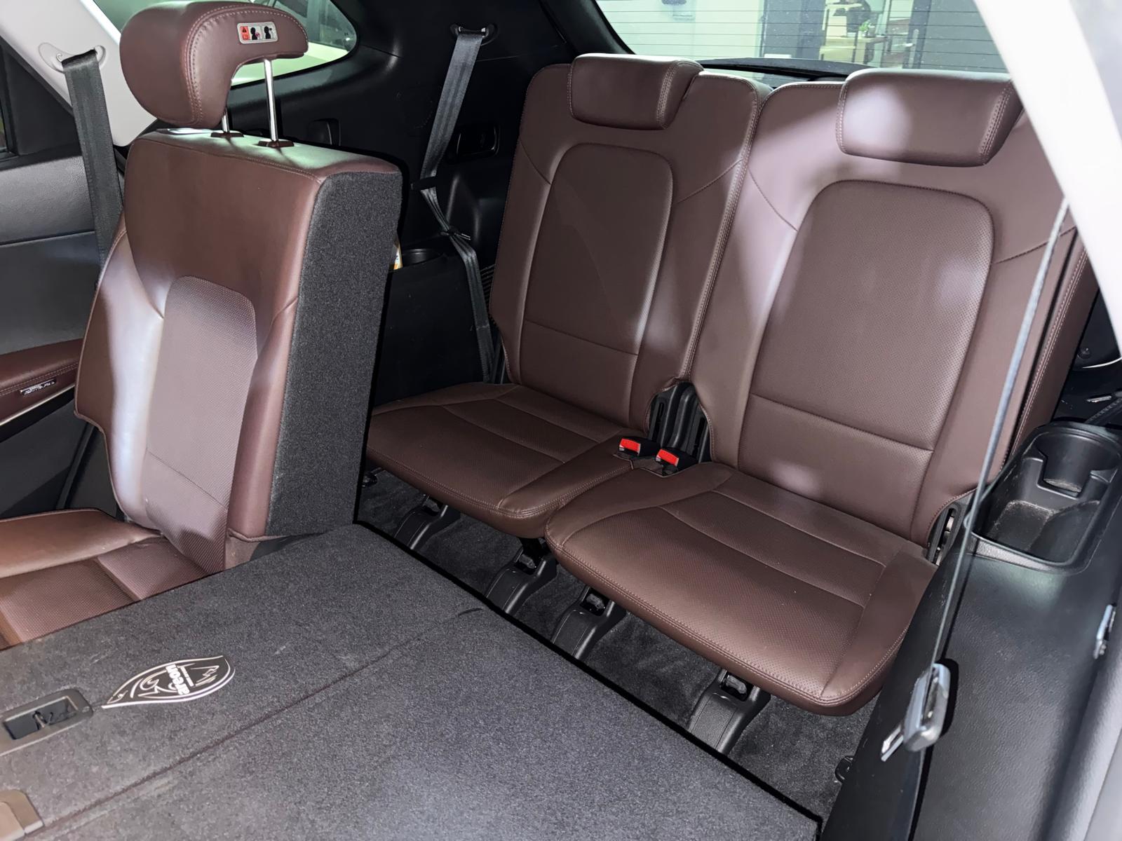 Hyundai Grand Santa Fe