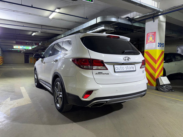 Hyundai Grand Santa Fe