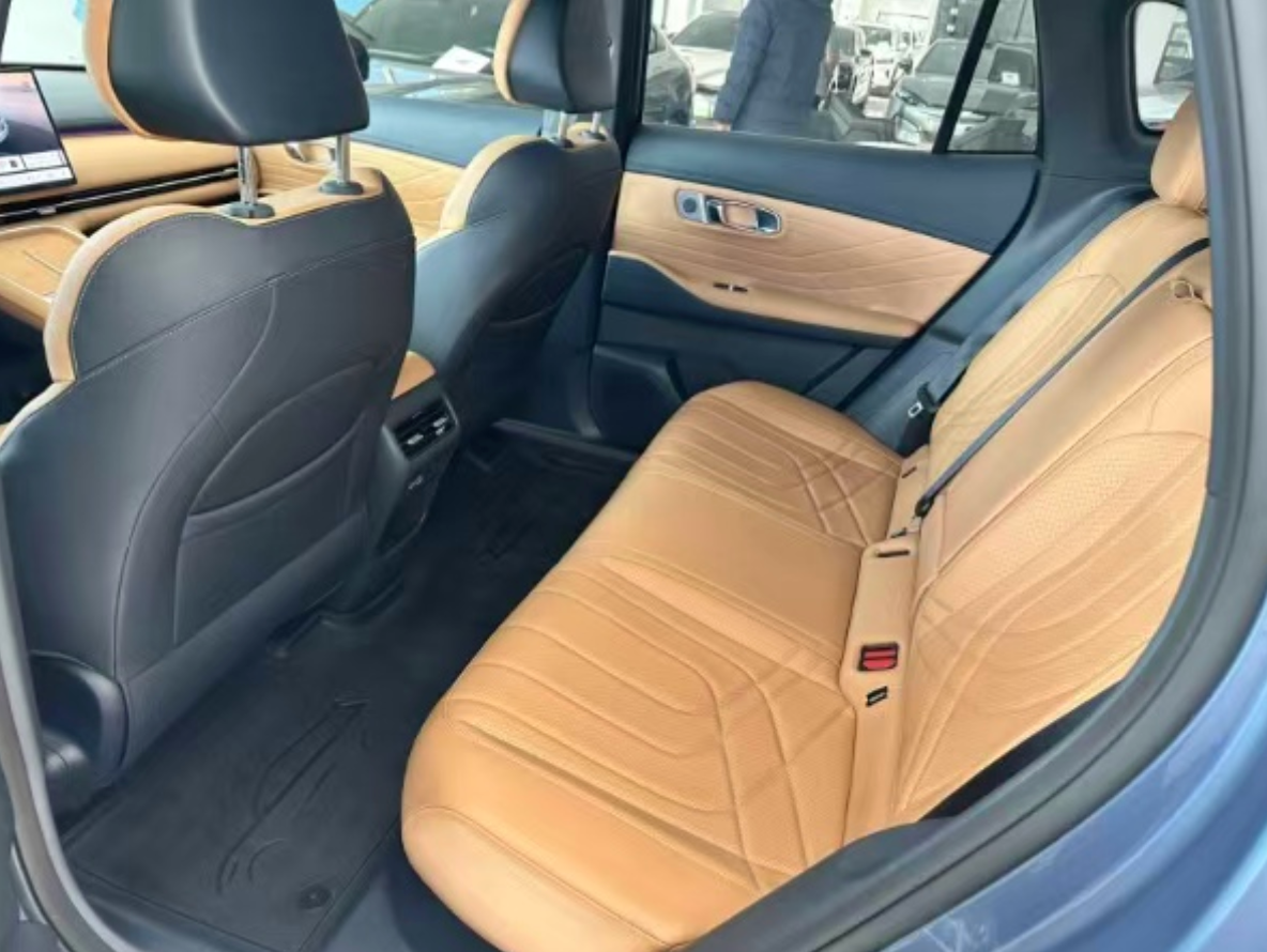 Geely Galaxy Starship 7
