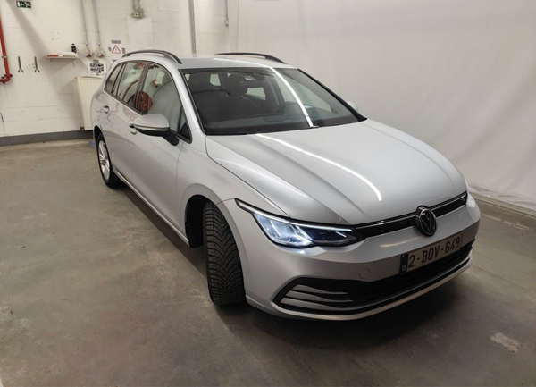 Volkswagen Golf VIII 1.5 TSI